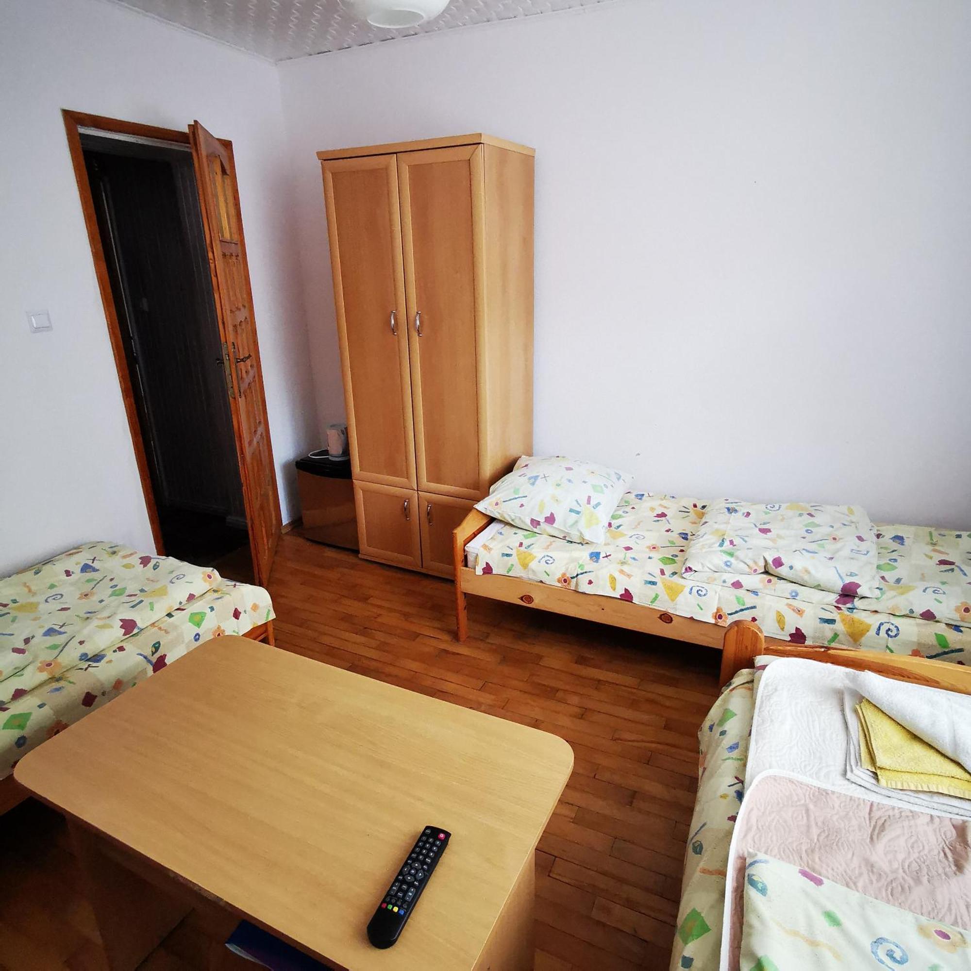 Dom Wczasowy Maja Dźwirzyno Rom bilde